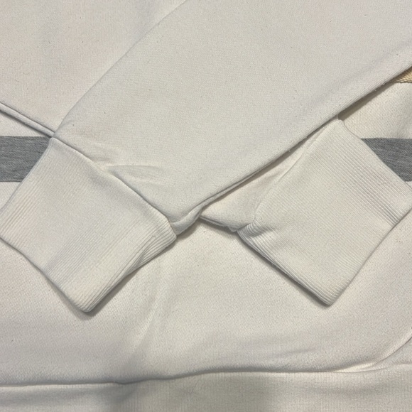 Evereve striped crewneck - Picture 5 of 12